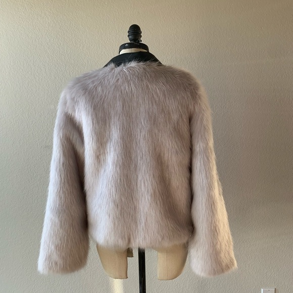 Jacket - Picture 7 of 8